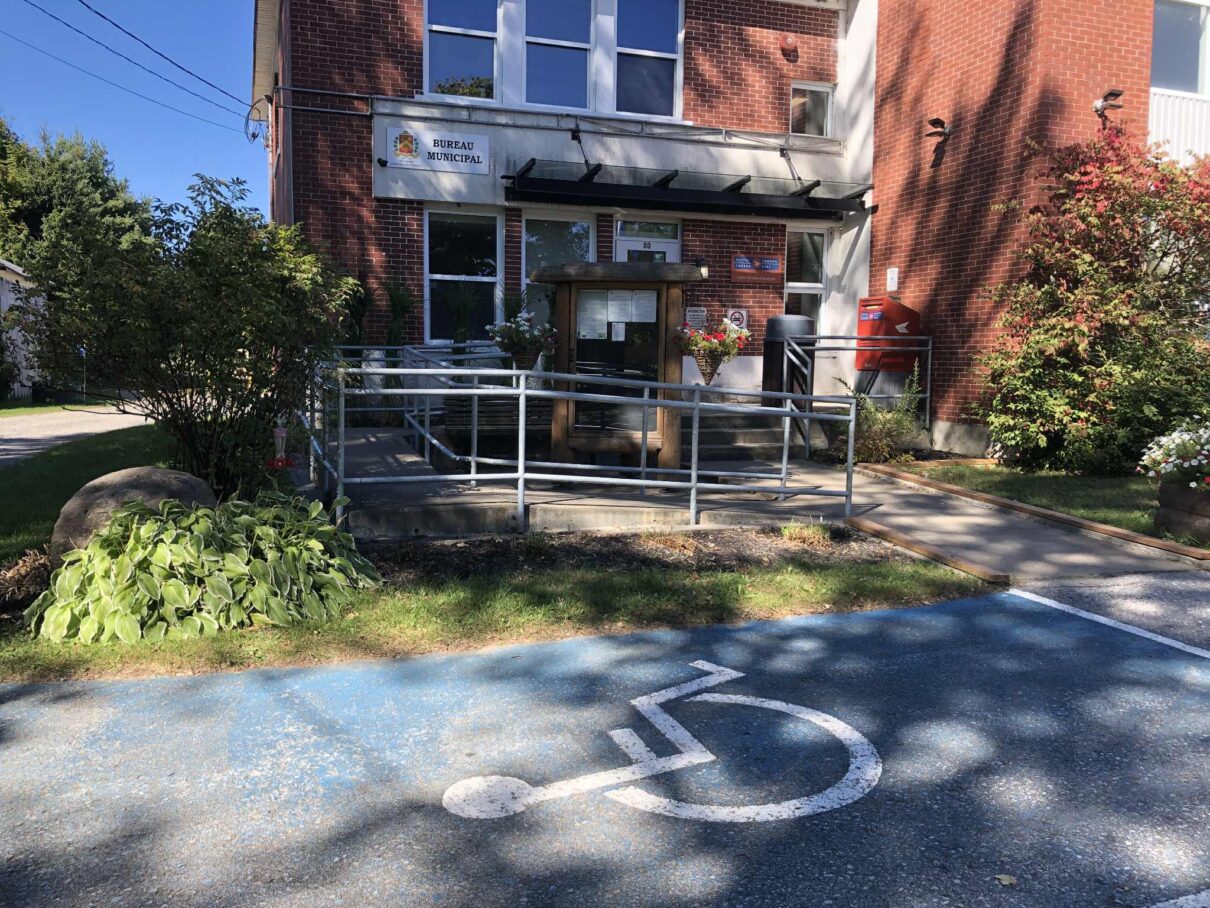 MUNICIPALITE STE CHRISTINE DAUVERGNE